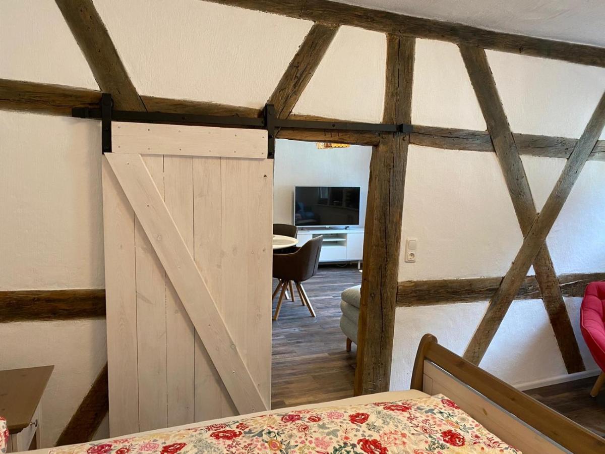 Schoene Burgruine Fachwerkhaus Apartment