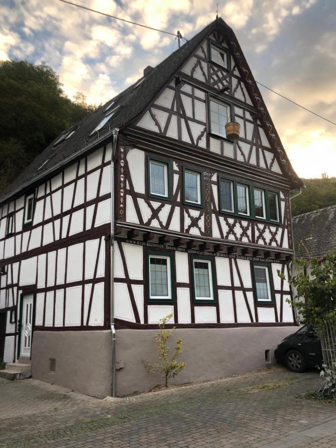 Apartment Schoene Burgruine Fachwerkhaus Bacharach